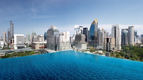 就近 Chit Lom BTS 站 曼谷超方便酒店Sindhorn Midtown