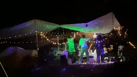 缺德港人露營開大喇叭載歌載舞 網民怒批：當正去咗老蘭？