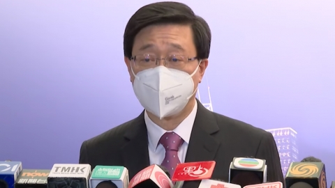 李家超：隔離酒店由原來7日改至「3＋4」 將實行紅黃碼 醫學檢測期間不得進入以下場所