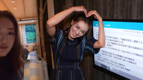 張寶兒日本拍攝遇暴雨成災被困酒店 全程直擊洪水情況 隔空大派「定心丸」